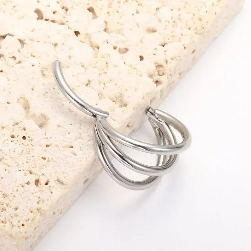 ASTM F136 ไทเทเนียม 3 ชั้นบานพ - Zoor Body Jewelry บทวิจารณ์และราคา