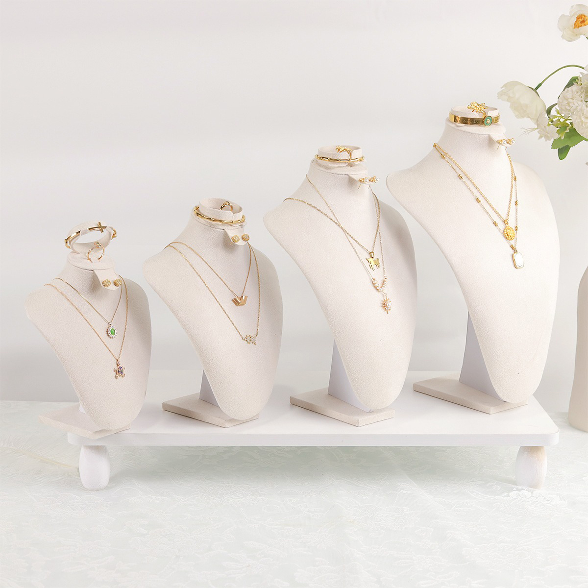 หุ่นโชว์เครื่องประดับกำมะหยี่เ - Body Jewelry Display Case บทวิจารณ์และราคา