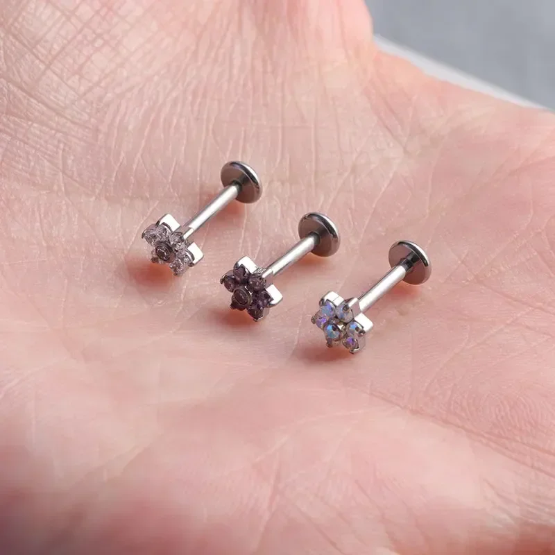 ASTM F136 ไทเทเนียมดอกไม้เจาะ  - Zoor Body Jewelry บทวิจารณ์และราคา