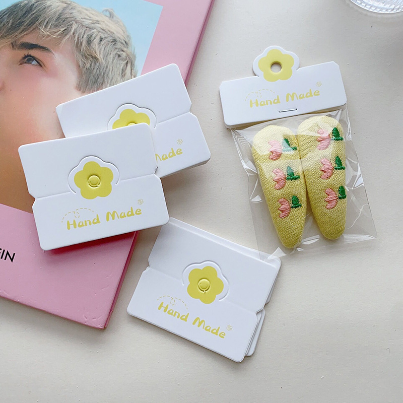 การ์ดพับได้แบบแขวนหลากสี50/100 - Body Jewelry Display บทวิจารณ์และราคา